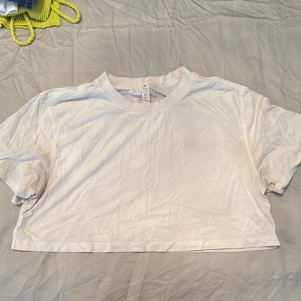 Lululemon crop top size 6